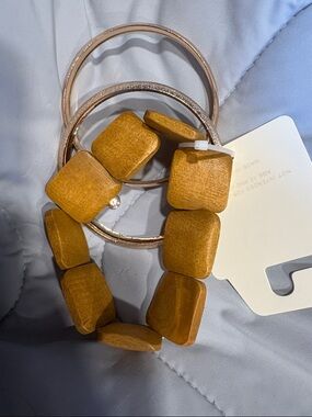 Cato Gold Tone & Honey Brown Wood Stretch Bracelet Set
